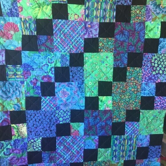 Handmade Lap Quilt - Picture 3 of 15